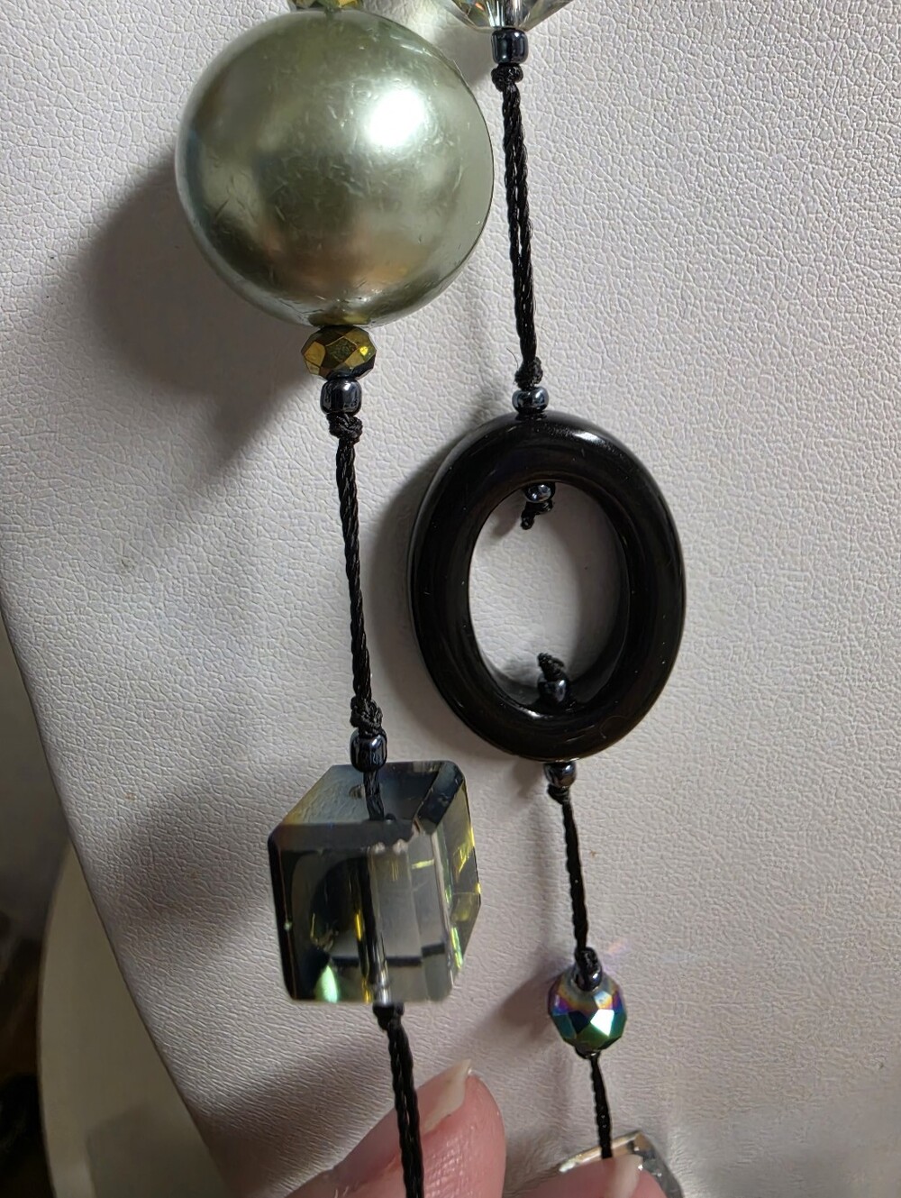 Vintage Premier Design Opera Length Faveted Glass and Acrylic Beaded Necklace - Picture 6 of 9